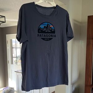Patagonia Men's Dark Blue Graphic Tee